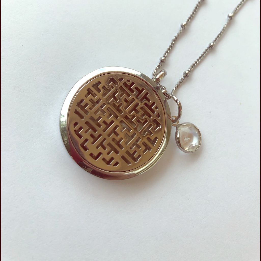 Tranquility Locket Diffuser Necklaceessential Oils